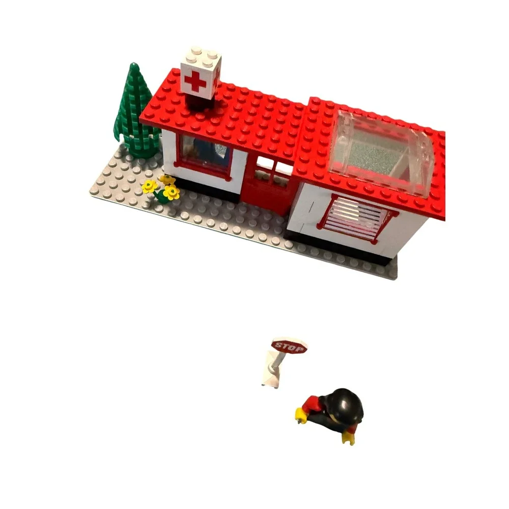 Lego town paramedic